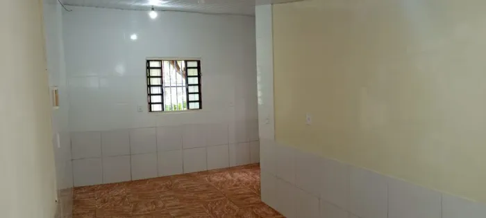 Casa Quitinete Kitinet - Gama - Excelente localização - Ambiente Familar