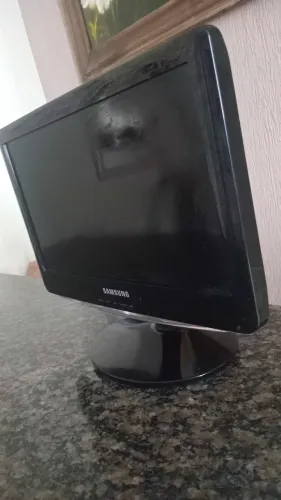 Monitor Samsung 14 polegadas