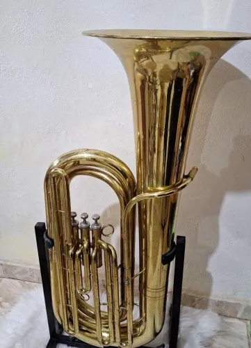 Tuba Bombardão Omega de 3 pistos em Sib.<br>