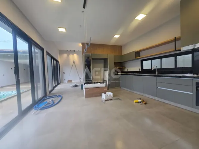 Casa para venda com 225 m² e 4 quartos em Morada Do Sol, Piratininga - SP
