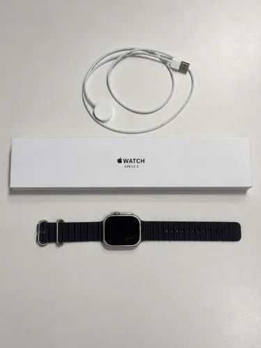 Apple Watch Ultra 1ª geração, 49mm, titânio, GPS + Cellular. + Caixa Original