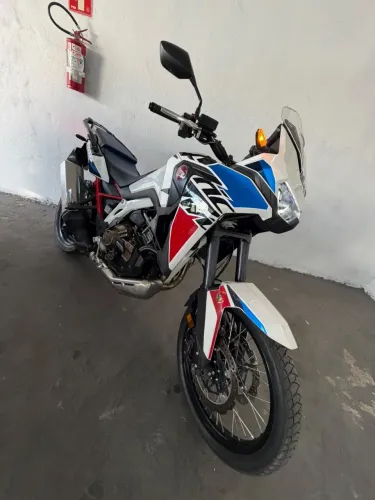 Honda África 1100 Quitada