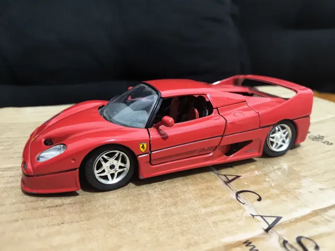 Miniatura Ferrari F50 Burago 1/24