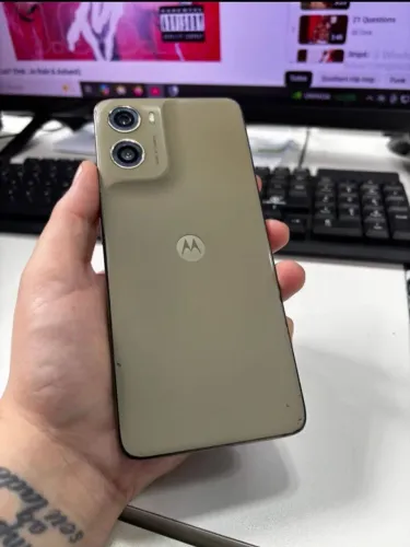Moto g06
