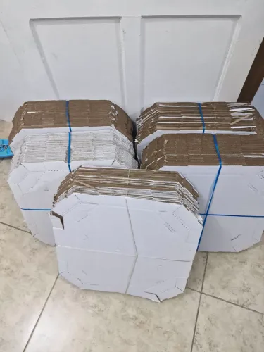 Caixas de papelão, modelo pizza