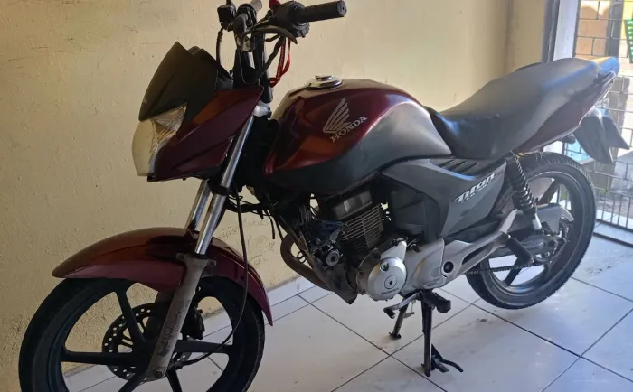 Moto Titan 150 ano 2012