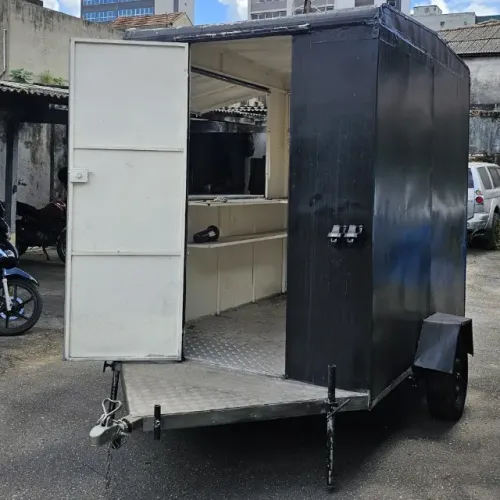 Trailer Food Truck e Diversos R$15.000,00