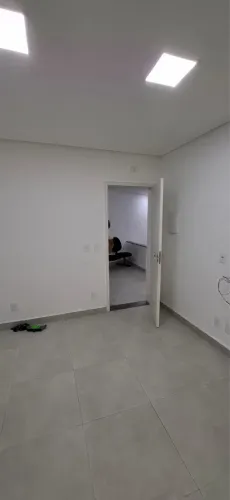 Sala comercial para locação no centro de POÁ