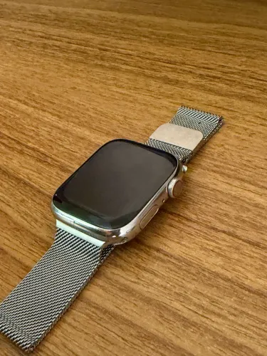 Apple Watch Series 8 - 45mm - Aço Inoxidável