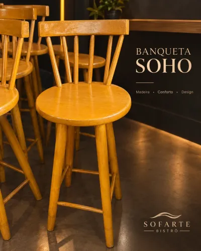 Banqueta de madeira fixa