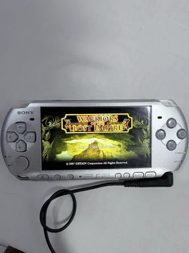 jogo de psp - warriors of the lost empire