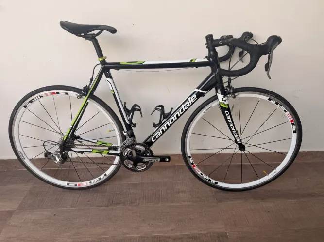 Bicicleta cannondale caad 8 