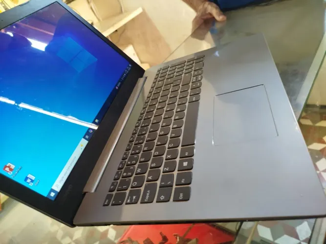 Notebook Lenovo i3 ? SSD 240GB ? Tela 15,6?