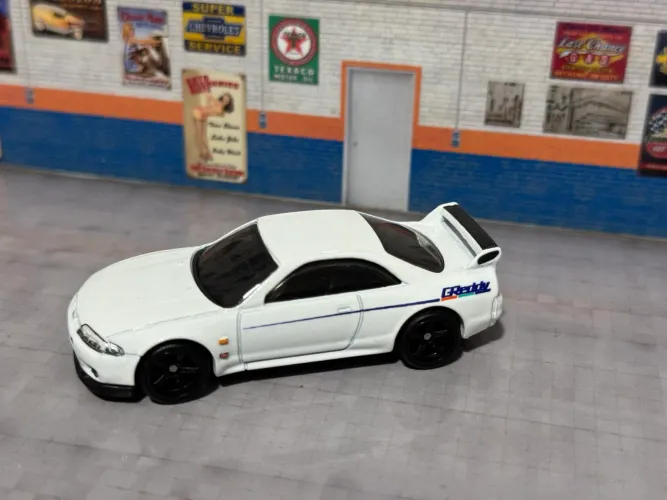 Nissan Skyline 4 Hot Wheels
