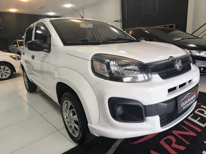 Fiat Uno Attractive 1.0 Flex 6V 5P 2021