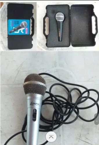 Vendo dois microfones.