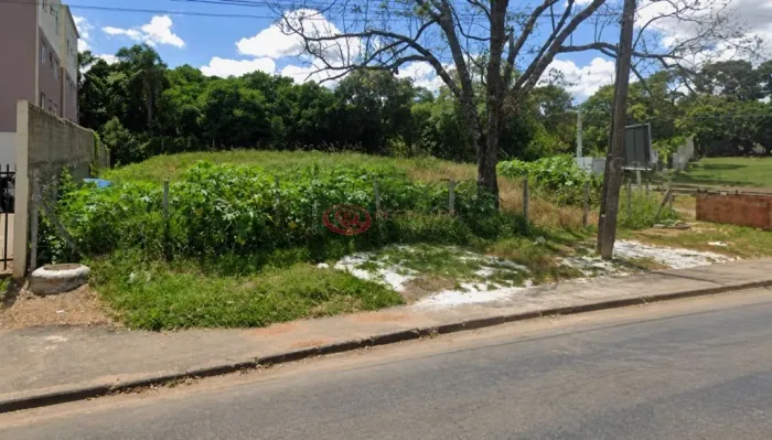 TERRENO A VENDA