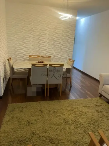 Imóvel para aluguel possui 78 metros quadrados com 3 quartos