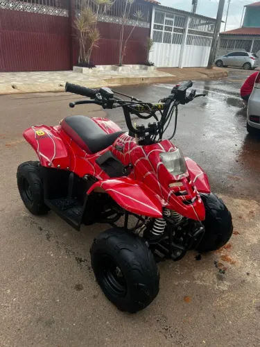 Vendo quadriciclo 110
