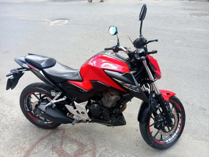 CB 300F TWISTER 2023
