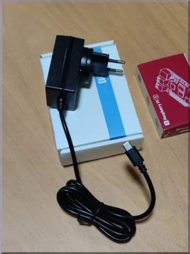 Fonte 27W USB-C para Raspberry Pi 5, ideal para otimizar seu projeto Sem uso