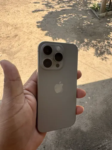 iPhone 15 pro 128 gigas