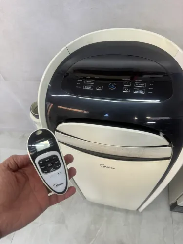 Ar condicionado Portátil 10.000 BTUs recém higienizado Midea