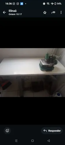 Máquina overloque