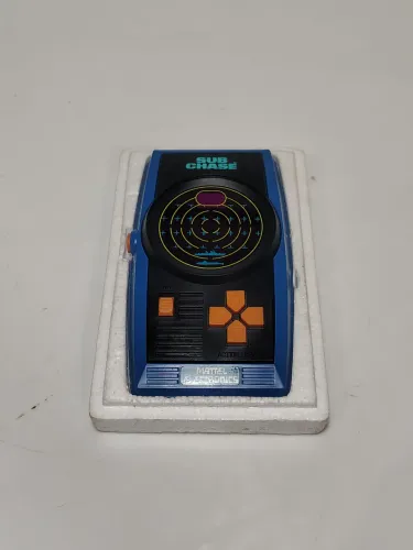 Video Game de Mão Sub Chase Funcionando