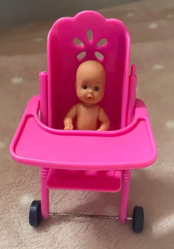 Barbie cadeira de alimentacao com bebê 