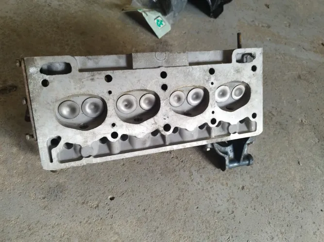 Cabeçote motor CHT 1.6 corcel Belina, suporte alternador 