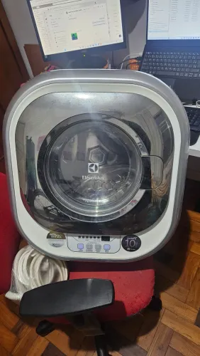 Lavadora mini silent eletrolux parede 3kg