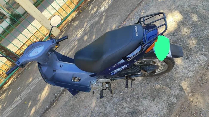 Vende-se Honda C/100 biz ES