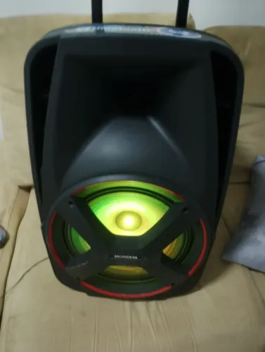 Vendo caixa bluetooth 550w 