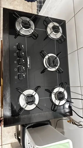 Vendo cook top + armário que acompanha 