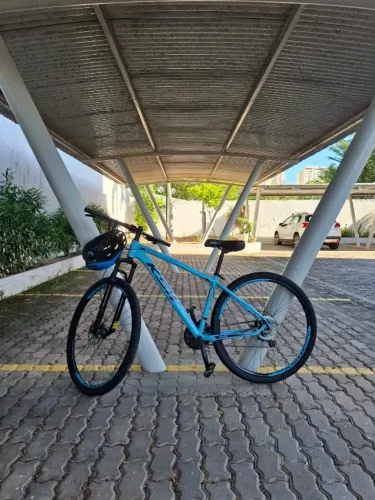 Bicicleta KSW 29 Azul Turquesa - Câmbios Shimano - Conservadíssima