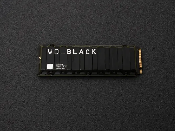 SSD WD Black SN850X 2TB NVMe Gen4 com Dissipador - PS5/PC