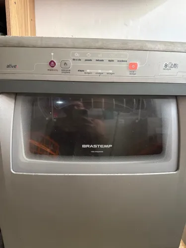 Máquina lava louça Brastemp
