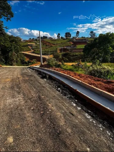 LOTES AMPLOS EM IGARATÁ/SP