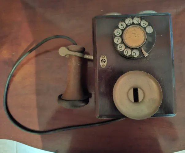 Telefone de parede antigo CIA TEL BRAS