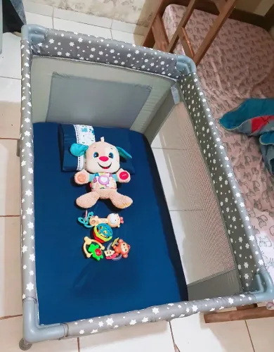 Vendo berço portátil infantil cercadinho desmontável novinho