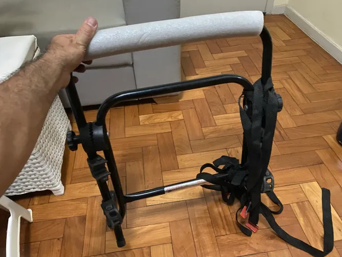 Suporte para transportar bike no carro