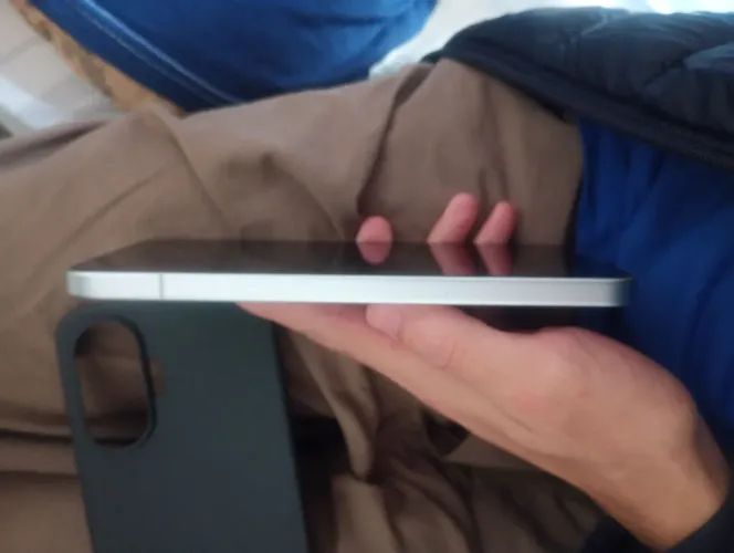 6 MESES DE USO POCO F7 512gb/12gb ram TROCO OU VENDO