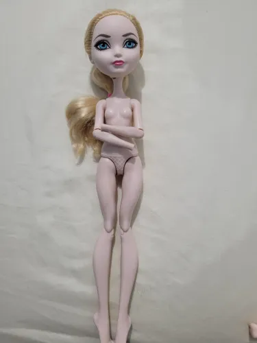 SUCATA - Apple White - Ever After High / Monster High / Descendentes