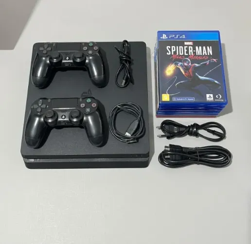 PS4 Slim 500GB 2 controles 6 jogos