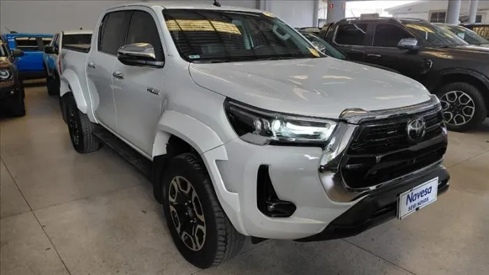 Toyota Hilux CD SRX 4X4 2.8 TDI 16V Diesel Aut. 2024