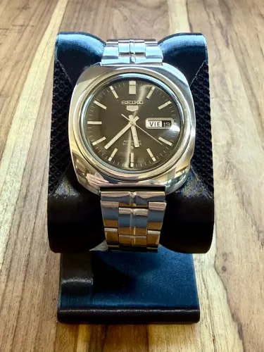 Relógio Seiko 5 Cushion Case 6119-8430 - 1971