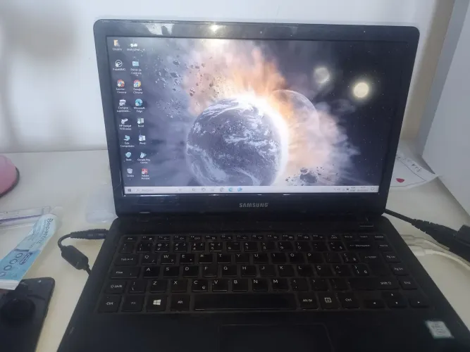 Vendo notebook Samsung 