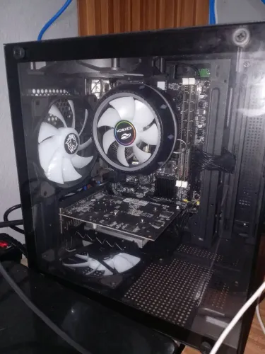 Pc gamer Intel i5, tem 3 mês d uso, preciso vender pq meu celular está com problema 