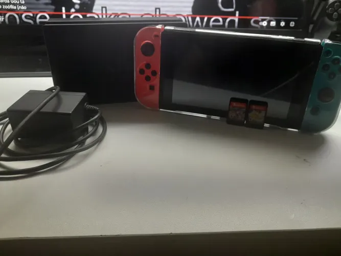 Nintendo switch em ótimo estado com 2 jogos bons. Troco por Xbox séries s
